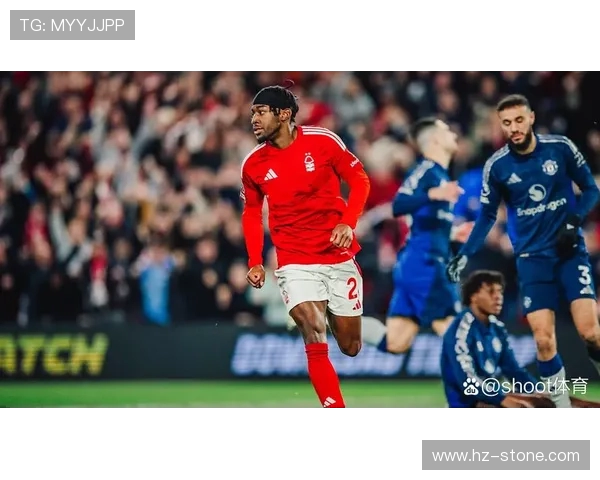 曼联与伊斯坦布尔精彩对决回顾全场集锦与精彩瞬间分析